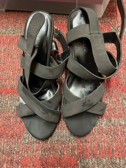 Photo of free Shoes (E17) #2