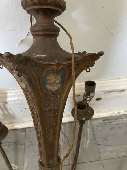Photo of free 1930’s? Chandelier (New Rochelle) #3