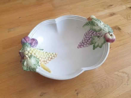 Photo of free Porcelain Fruit Bowl (New Malden KT3) #1