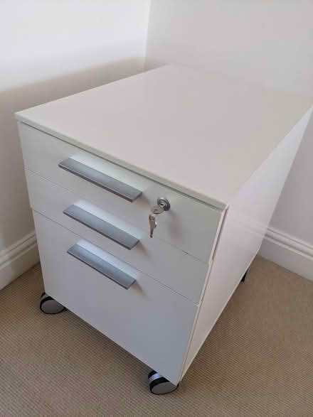 Photo of free Drawers/filing unit (Hungerford Rd N7) #4