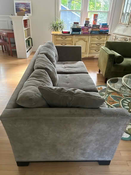 Photo of free Gray couch (Glen Ellyn) #1