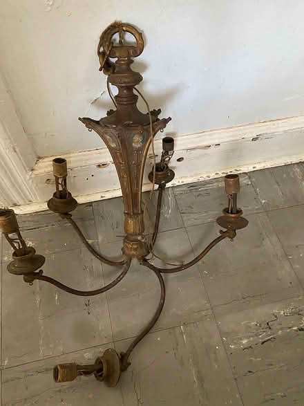 Photo of free 1930’s? Chandelier (New Rochelle) #1