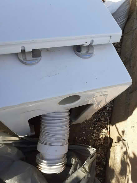Photo of free Toilet (Leeds LS16) #2