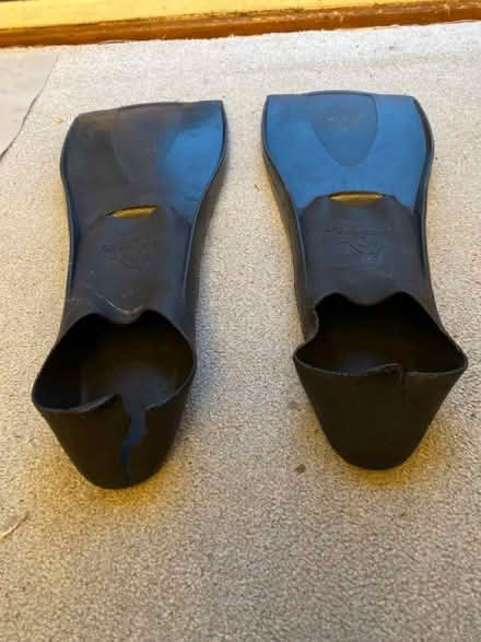 Photo of free Men’s snorkelling flippers, size 42-44 (8.5-10) (Hayes BR2) #1