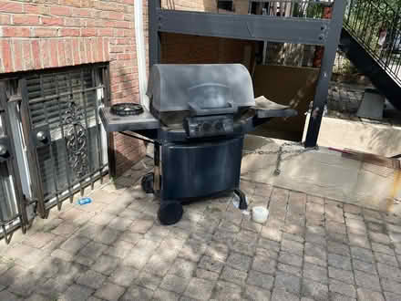 Photo of free Outdoor grill and propane tank (Columbia Heights) #1