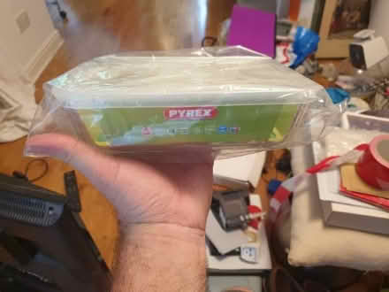 Photo of free Unopened Pyrex dish with Tupperware style lid (New Malden KT3) #1