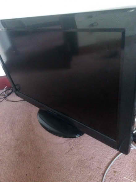 Photo of free FAULTY 32" Panasonic TV (Mawdsley PR75) #3