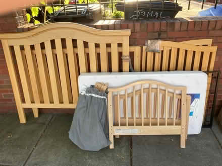 Photo of free Crib (Shaw metro) #3