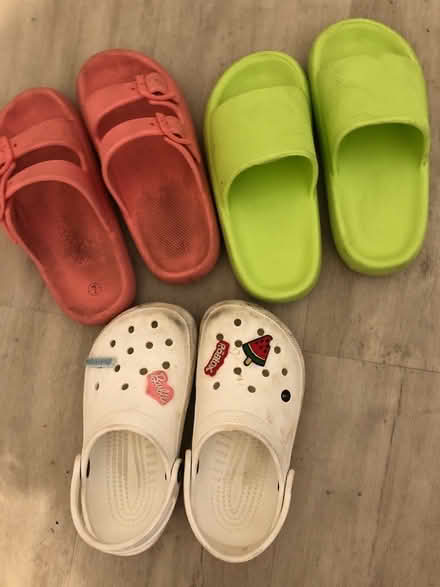 Photo of free Girls sandals (N1) #1