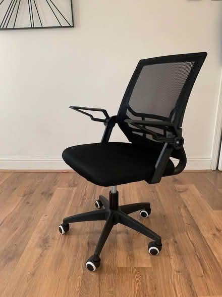 Photo of free office chair - 01 Sept,Friday (SE25) #1