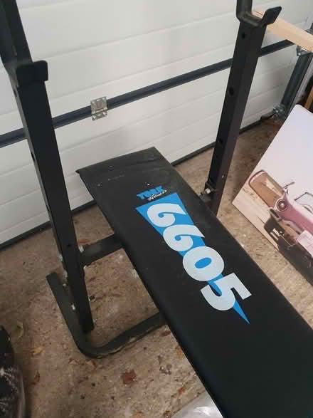 Photo of free Weights Bench (Pangbourne RG8) #3