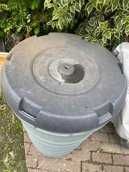 Photo of free Water butt (Isleworth TW7) #3