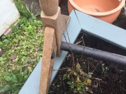 Photo of free Tapestry frame (Torrance G64) #1