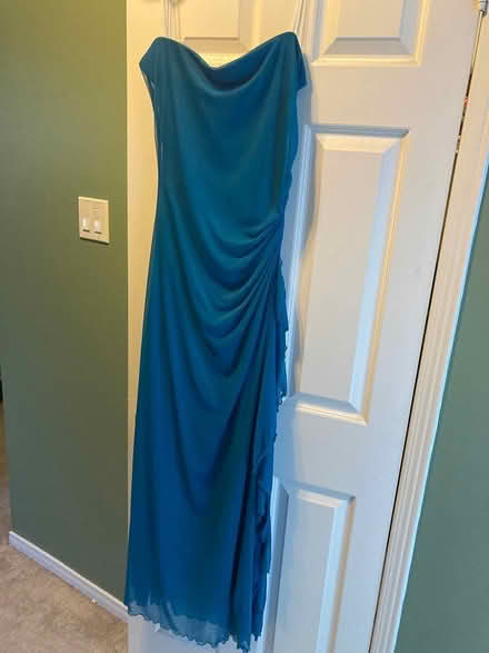 Photo of free Dress-Large (Britannia and Tenth Line) #1