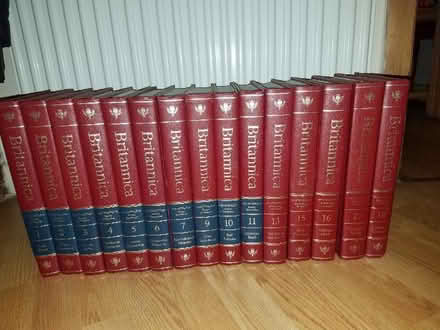 Photo of free Encyclopedia Britannica 1988 (Coventry CV6) #2