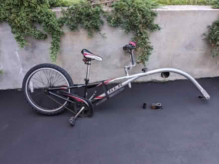 Photo of free Trek trail-a-bike (Eastchester, NY) #3