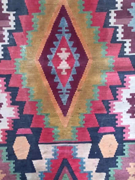 Photo of free Vintage large wool rug (EC1 Farringdon) #1