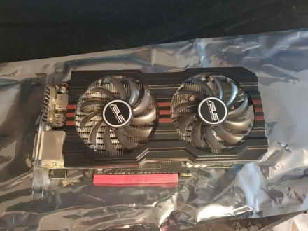 Photo of free PC Graphics Card (New Malden KT3) #2