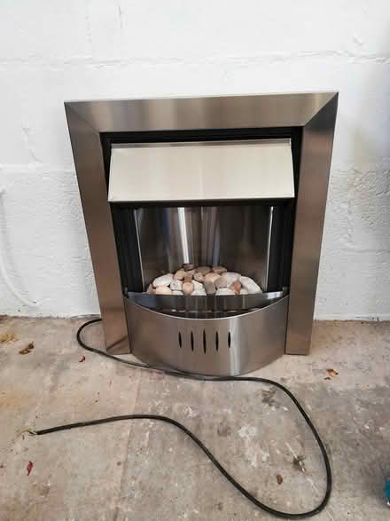 Photo of free Adam electric fire 2 kW convector (Halmer End, Newcastle ST7) #3