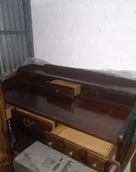 Photo of free Desk vintage, great condition (Andersonville) #1