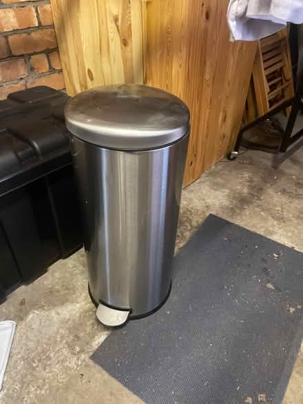 Photo of free Kitchen bin (M25) #1