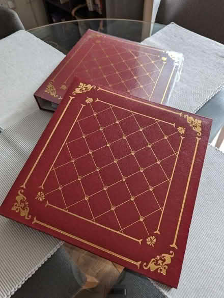 Photo of free Assorted photo albums (Dumbreck G41) #1