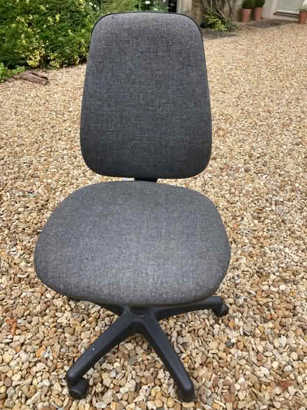 Photo of free Office chair (Uley) #1