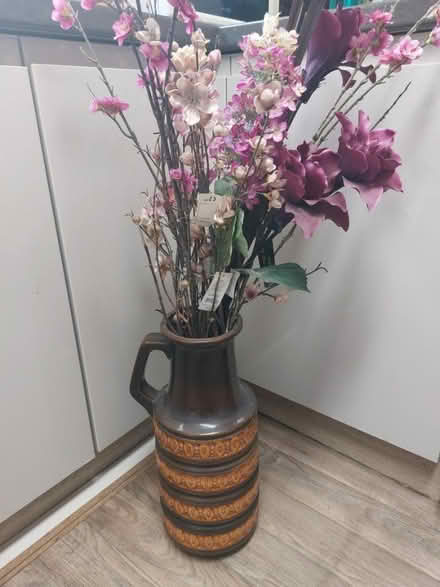 Photo of free Dried Flower displays + pots (Nuneaton CV11) #2