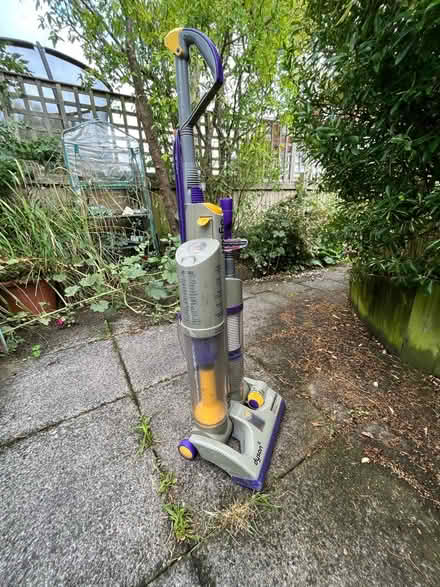 Photo of free Old Dyson vacuum cleaner (East Barnet, EN4) #3