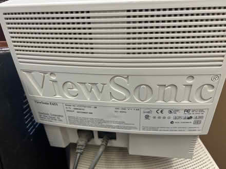 Photo of free Viewsonic e651 crt monitor (West county) #1