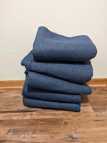 Photo of free Moving Blankets (Denny Whitford) #1