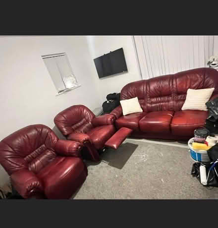 Photo of free Sofa (Shenley Fields B29) #1