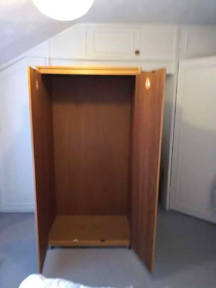 Photo of free wardrobe (Southborough TN4) #2