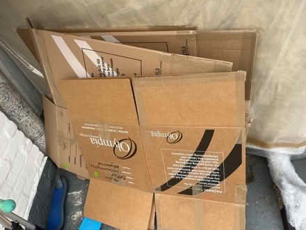 Photo of free 8 moving boxes - large, medium and picture frame (Chelsea SW3) #1