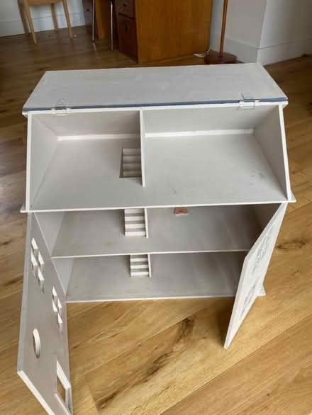 Photo of free Dolls house (Hildenborough TN11) #1