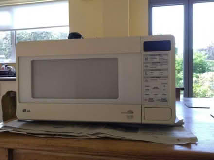 Photo of free Microwave (Henleaze BS9) #1