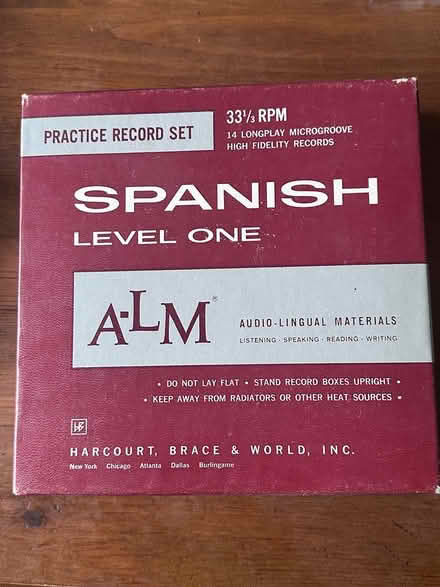 Photo of free Learn Spanish 7" LP set (95126) #1