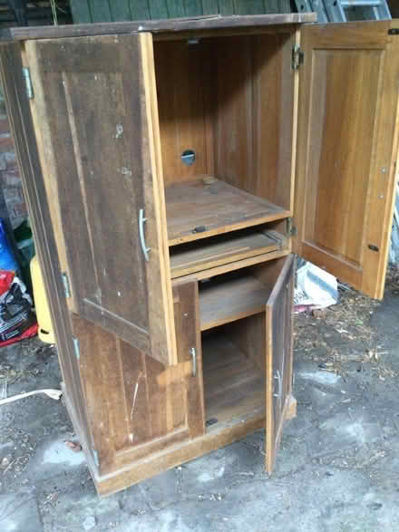 Photo of free Cupboard (Pembridge HR6) #2