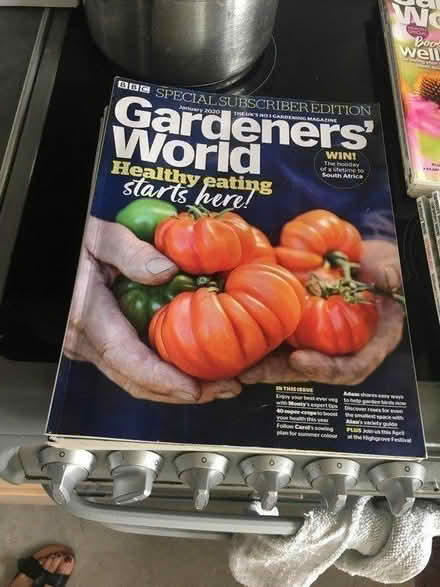 Photo of free Gardenerβs world magazines (Batheaston) #2