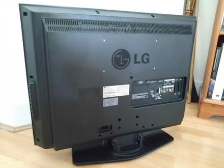 Photo of free 26" LG Television - remote control & HDMI ports (North Sheen TW9) #3