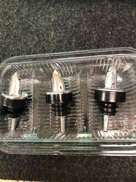 Photo of free three olive oil pour tops (Novato) #1