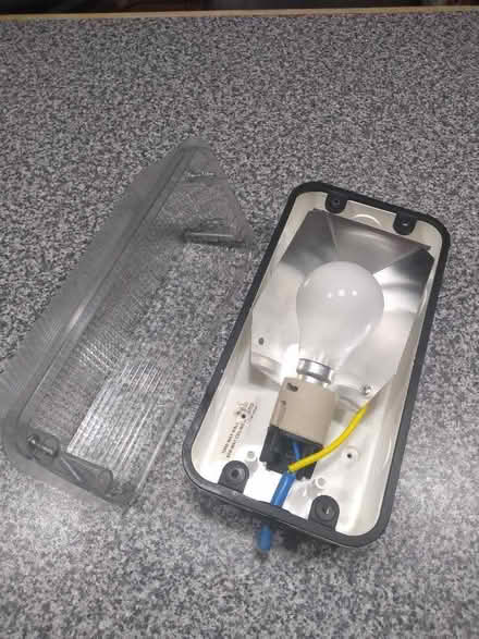Photo of free Bulkhead light (Belmont SL6) #1