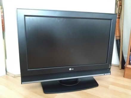 Photo of free 26" LG Television - remote control & HDMI ports (North Sheen TW9) #2