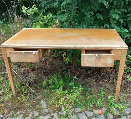 Photo of free Desk (Glanmule SY16) #1