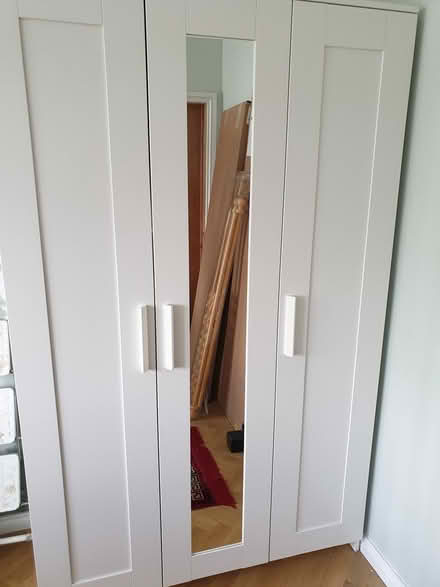 Photo of free White wardrobe (EN4) #1