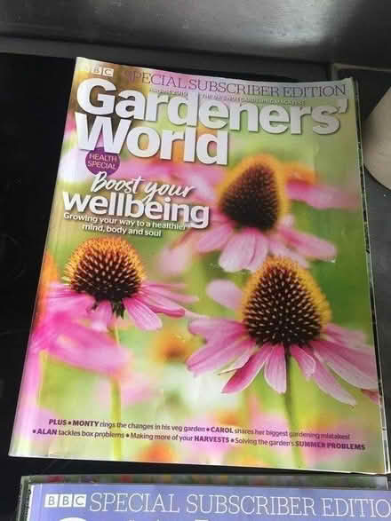 Photo of free Gardenerβs world magazines (Batheaston) #3