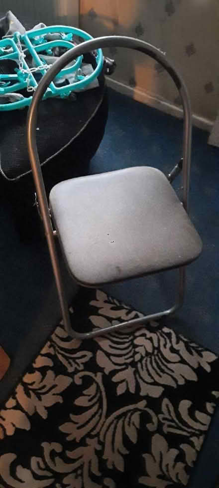 Photo of free Dining table with four chairs (Derbyshire Hill WA9) #2