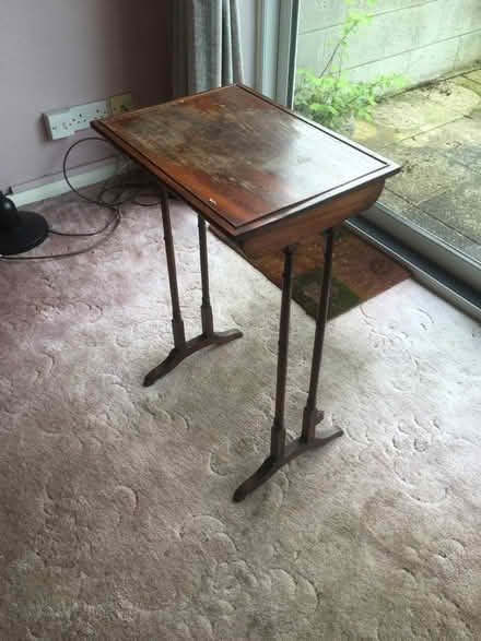 Photo of free Talk side table (DE6) #1