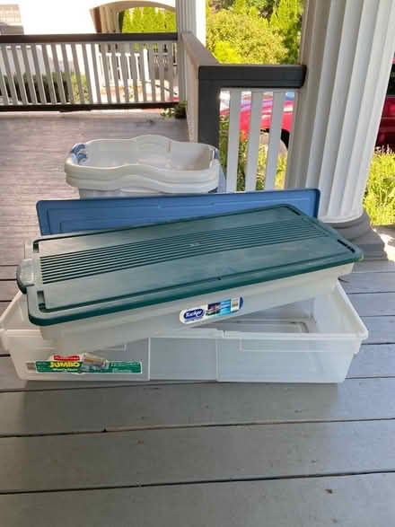 Photo of free Plastic storage containers (Leonia) #1
