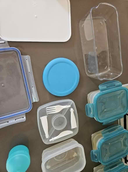 Photo of free Tupperware.See details.Take any/all (Tower Hill/Shadwell) #2